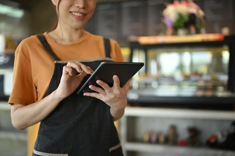 店家粉專自己經營的社群日常