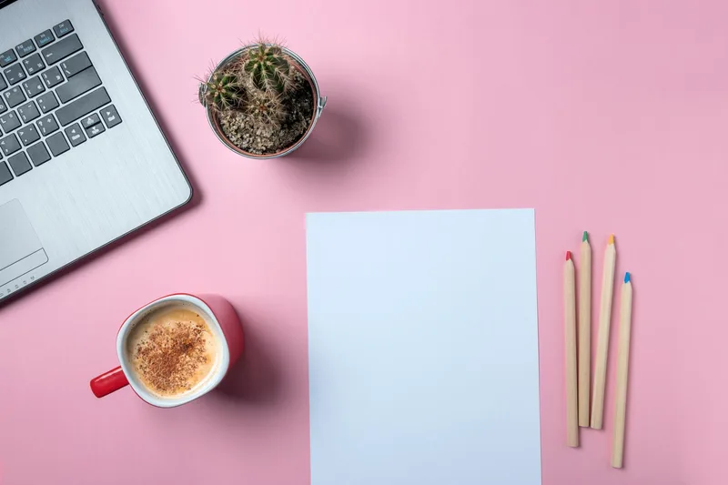 文組的人打開 AI 工具，像推開一扇沒想過會推開的門